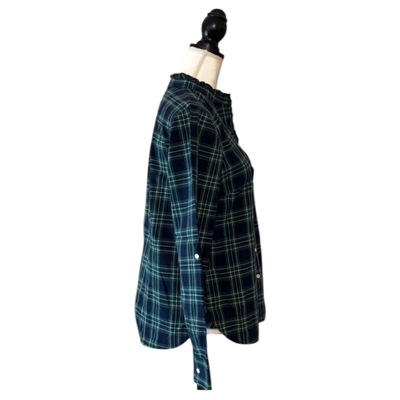 Talbots women’s preppy plaid ruffle neck, tab sleeve festive blouse, navy, SZ 10 - Picture 4 of 5
